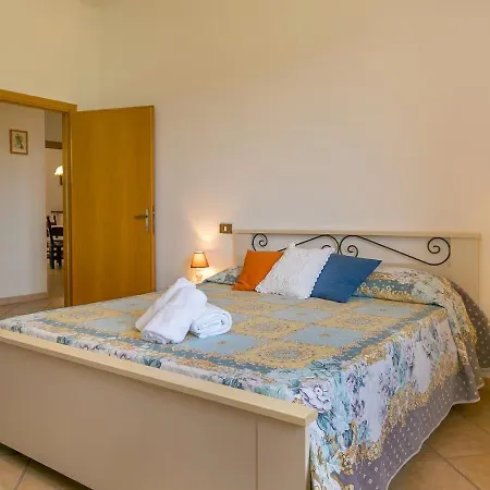 مزرعة للإقامة I Debbi بيبونا